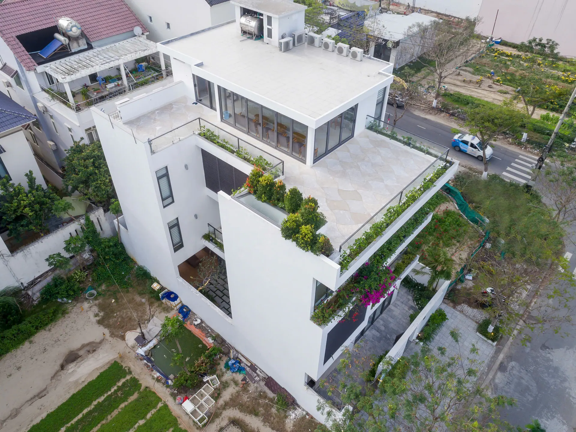 The Stunning Luxurious Villa by My Khe beach An Hai 2